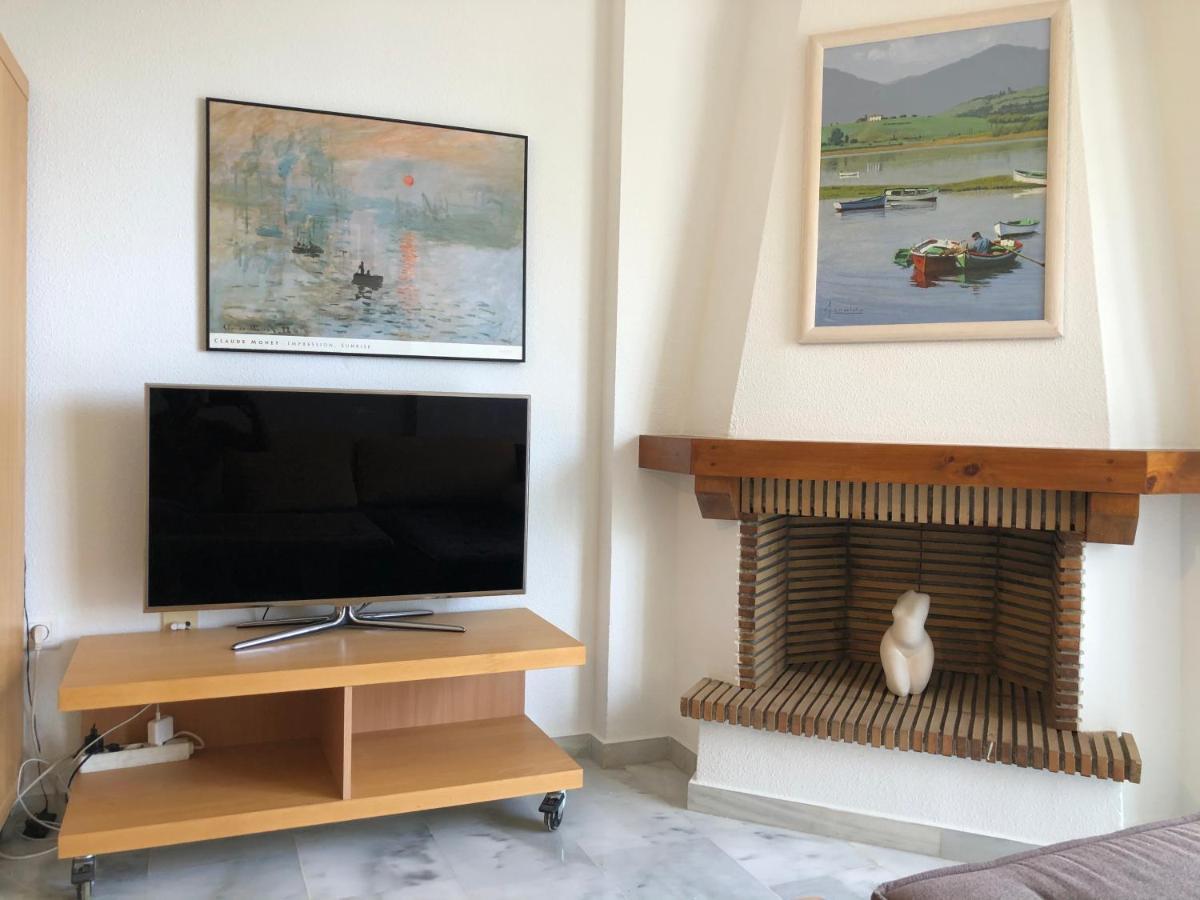 El Cortijuelo. Magnificent Triplex Terraced House With Rooftop Of 18M2, Overlooking The Sea. Parking Τορρεμολίνος Εξωτερικό φωτογραφία
