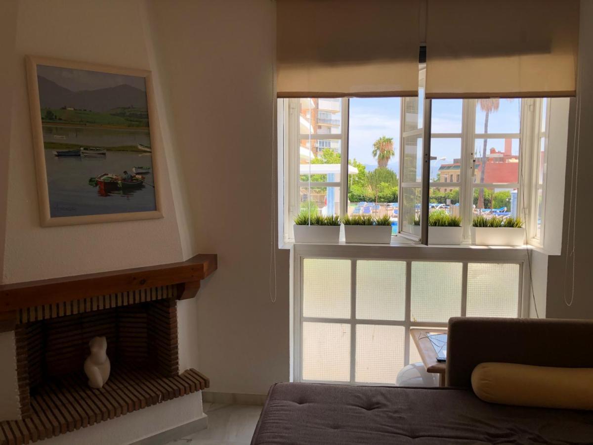El Cortijuelo. Magnificent Triplex Terraced House With Rooftop Of 18M2, Overlooking The Sea. Parking Τορρεμολίνος Εξωτερικό φωτογραφία