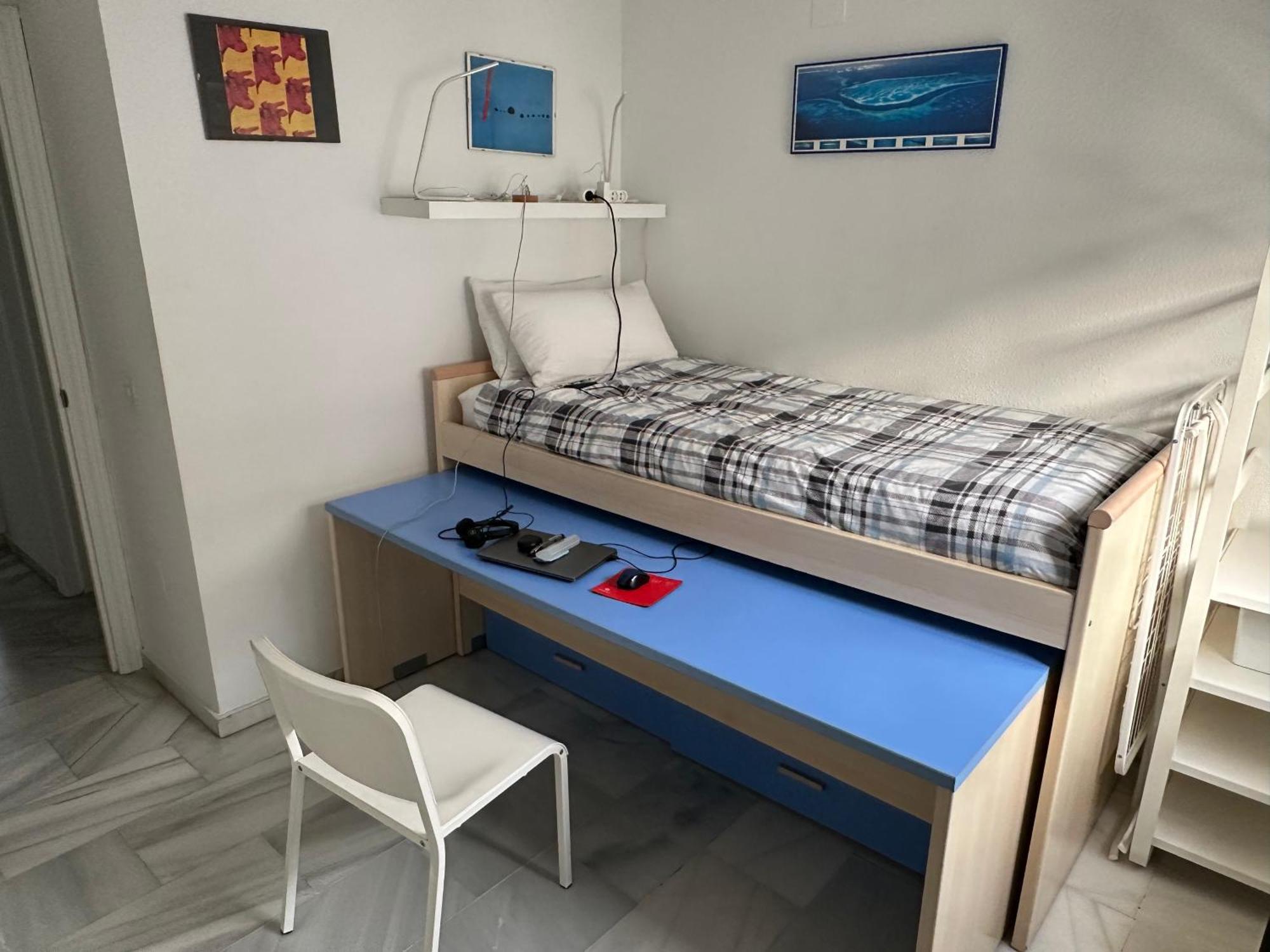 El Cortijuelo. Magnificent Triplex Terraced House With Rooftop Of 18M2, Overlooking The Sea. Parking Τορρεμολίνος Εξωτερικό φωτογραφία