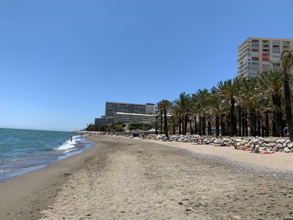 El Cortijuelo. Magnificent Triplex Terraced House With Rooftop Of 18M2, Overlooking The Sea. Parking Τορρεμολίνος Εξωτερικό φωτογραφία